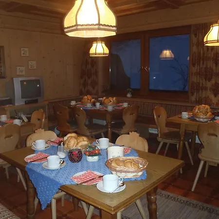 Frühstückspension Gaestehaus Pendl