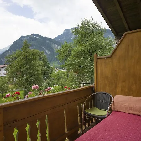 Bed & Breakfast Gaestehaus Pendl